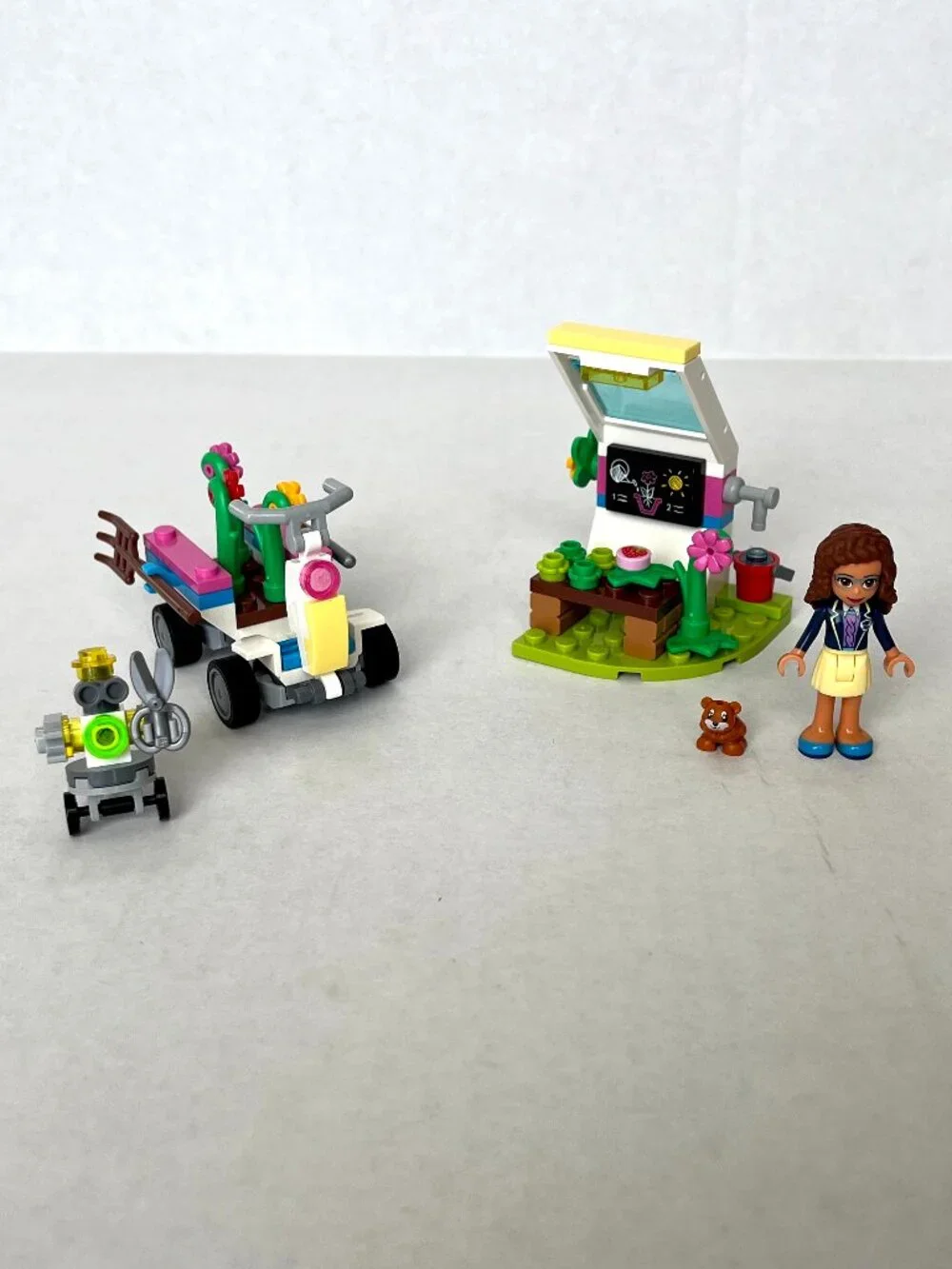 LEGO Friends Olivia’s Flower Garden #41425 RETIRED